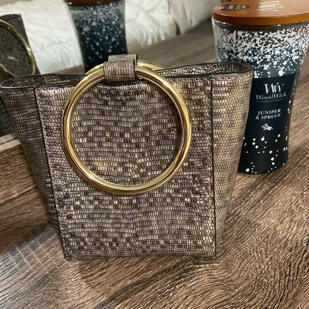 Henri Bendel bag mini . Will trade!